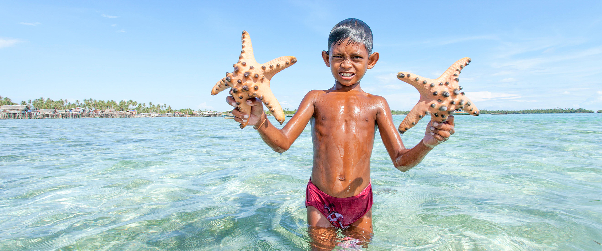 ⁣The Bajau Tribe - People Who Live Underwater 